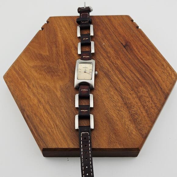 Fossil Women's Silver Rectangle Dial Watch Brown Woven Leather Link Band ES1117 - Picture 4 of 6